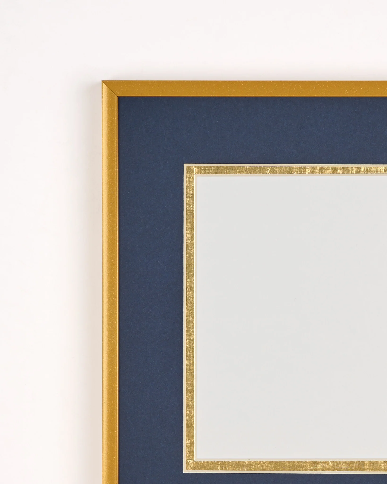 5X7 UBC Gold Metal Photo Frame Small - Image 2