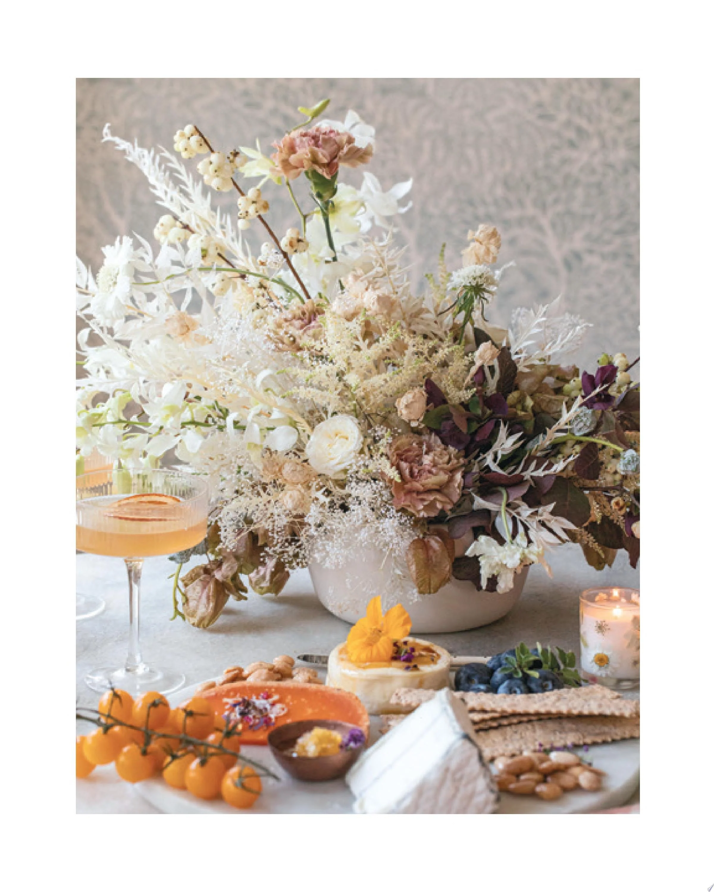 Entertaining with Charm A Modern Guide to Relaxed Gatherings
